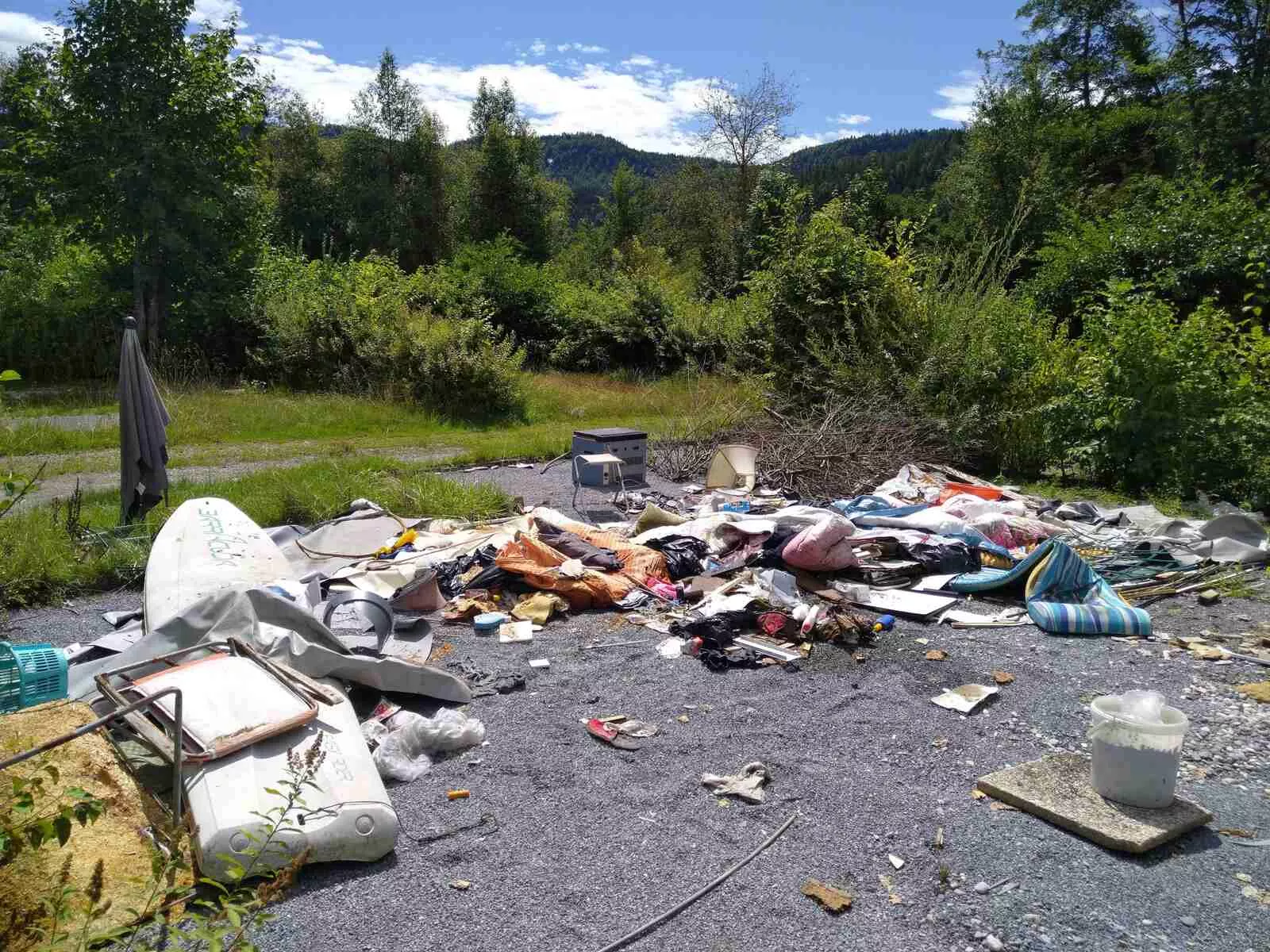 Großprojekt Hafnersee, Entsorgung und Entrümpelung der Abfälle von Dauercampern Großprojekt Hafnersee, Entsorgung und Entrümpelung der Abfälle von Dauercampern